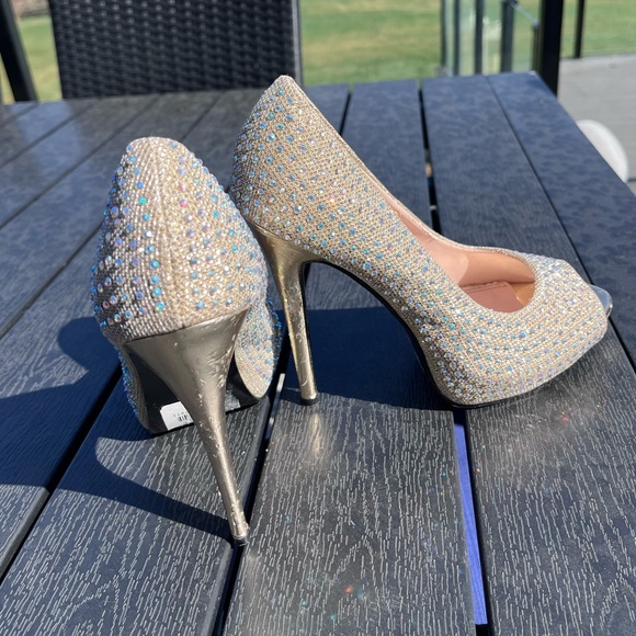 Sparkly heels - Picture 4 of 5